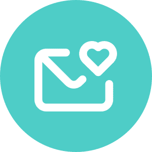 Ícone de carta com coração simbolizando o compartilhamento de lista de chá de fraldas por WhatsApp